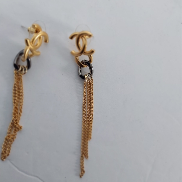 Fashion Earrings Two-toned Drop Chain - Picture 4 of 7